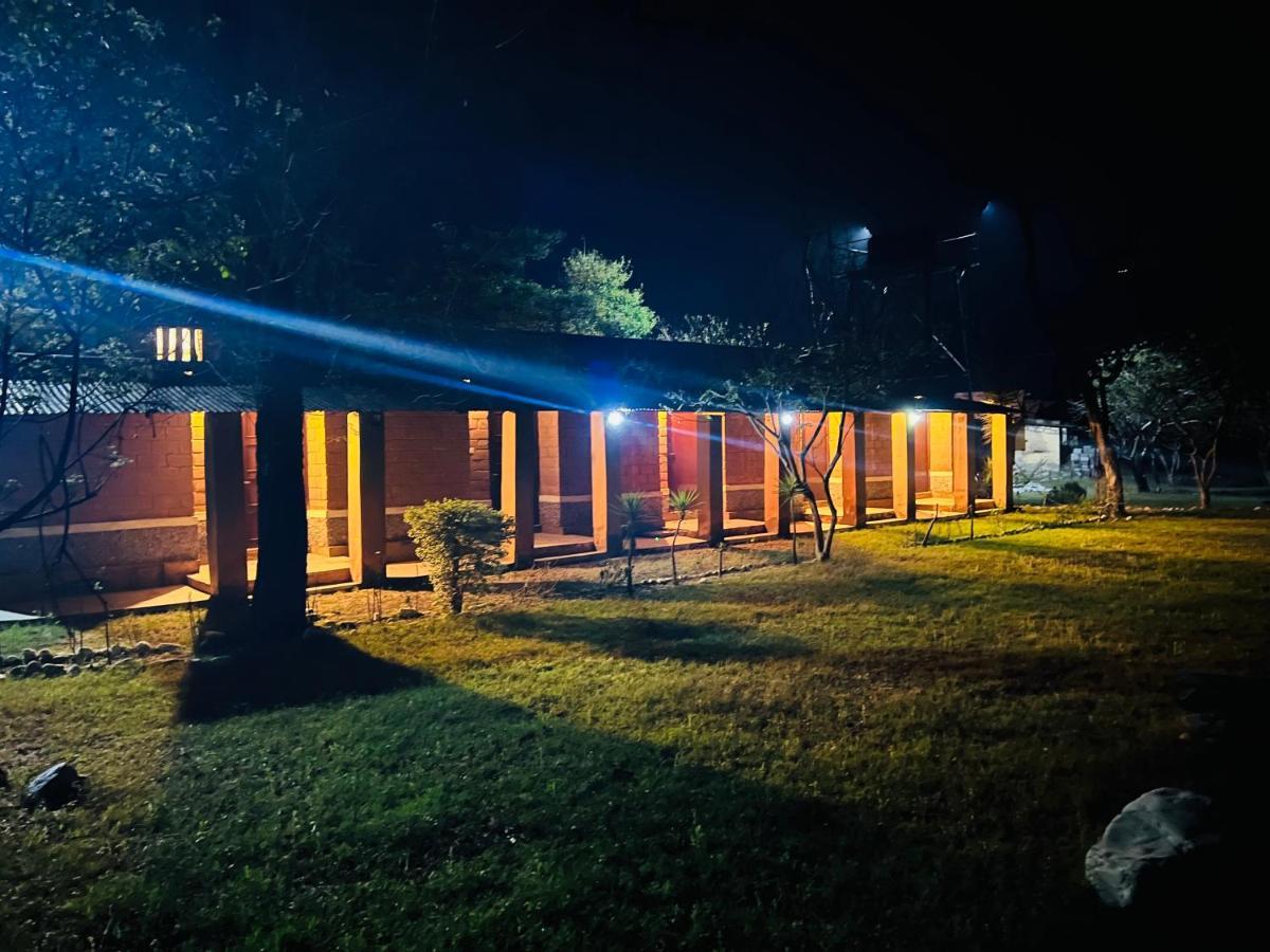 Aura Wildlife Camp And Resorts Marchula Exterior foto