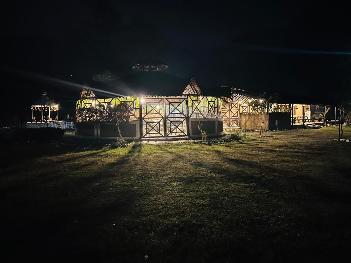 Aura Wildlife Camp And Resorts Marchula Exterior foto