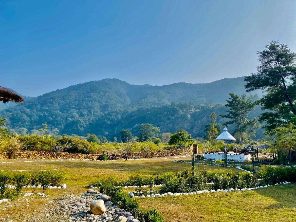 Aura Wildlife Camp And Resorts Marchula Exterior foto